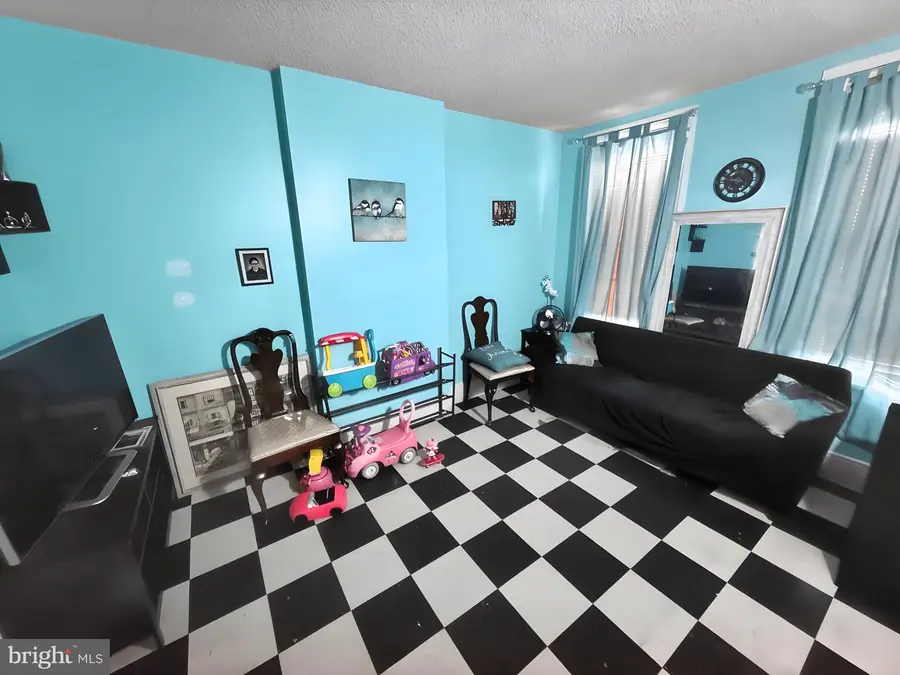 1040 Green St #, Norristown, PA 19401 - Image #2