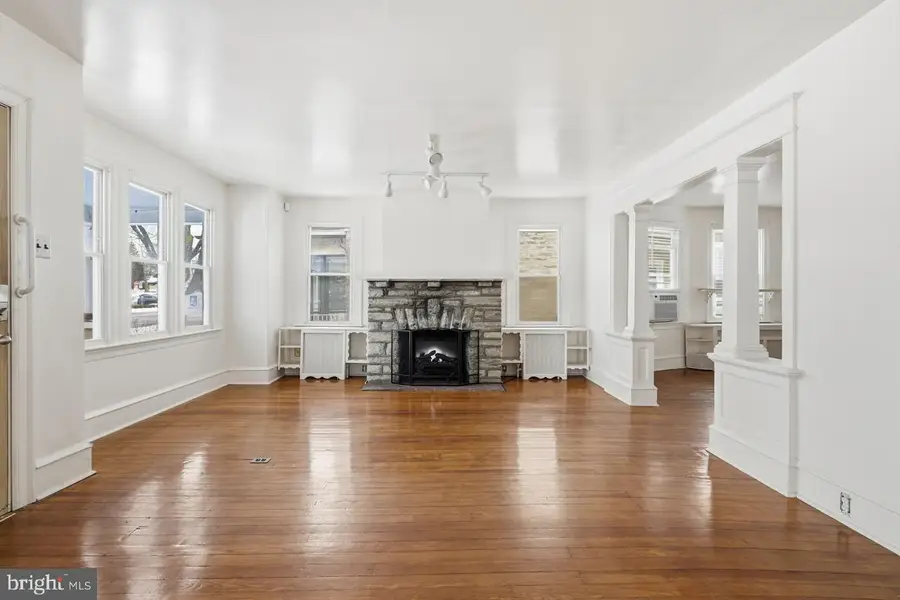 221 S Easton Rd, Glenside, PA 19038 - #3