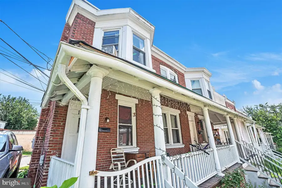 16 W Spruce St, Norristown, PA 19401 - #3