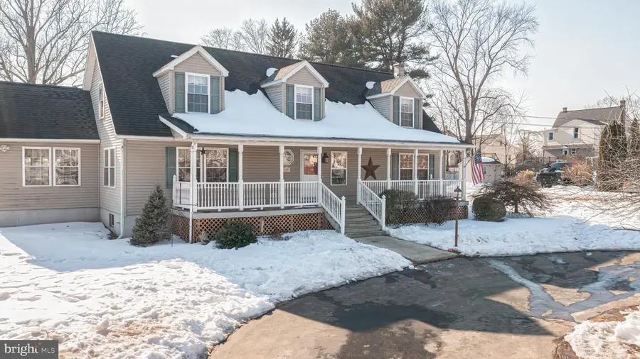 655 S 4th Ave, Royersford, PA 19468 - #2