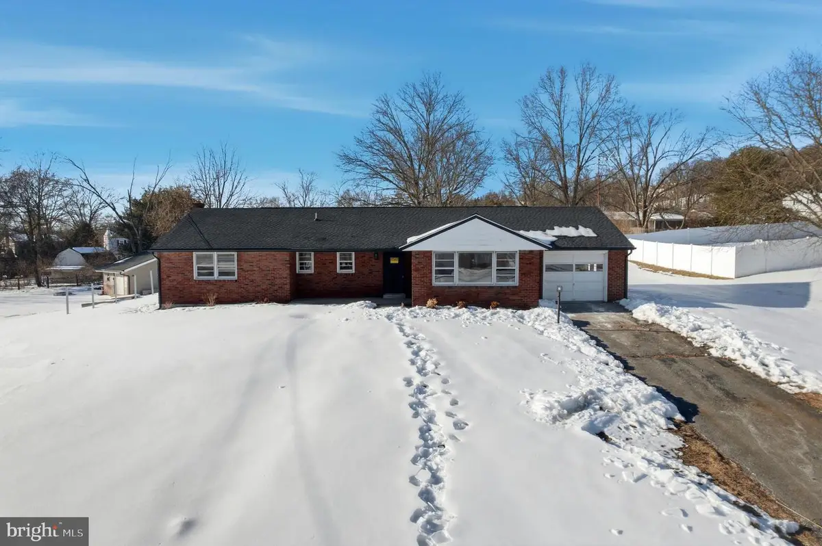 1411 N Adams St, Pottstown, PA 19464 - #1