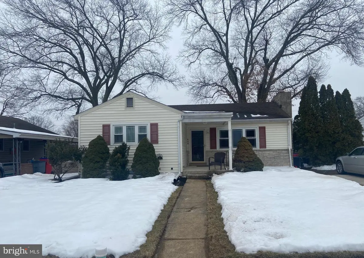 624 Woodland Dr, Pottstown, PA 19464 - #1