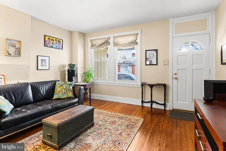 416 Cedar St, Jenkintown, PA 19046 - #3