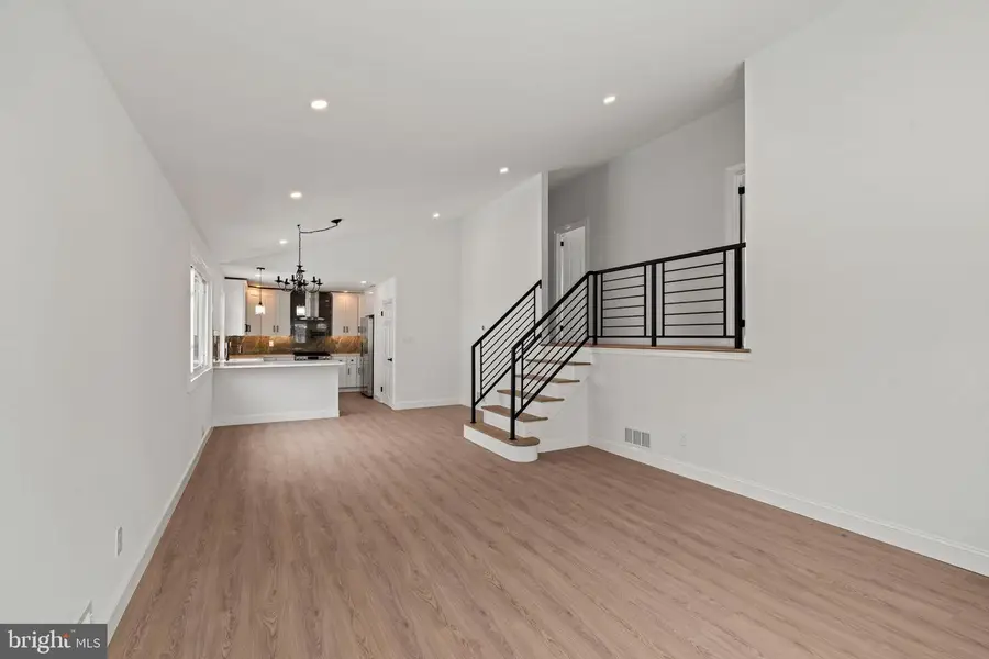 1567 Lindbergh Ave, Abington, PA 19001 - #3