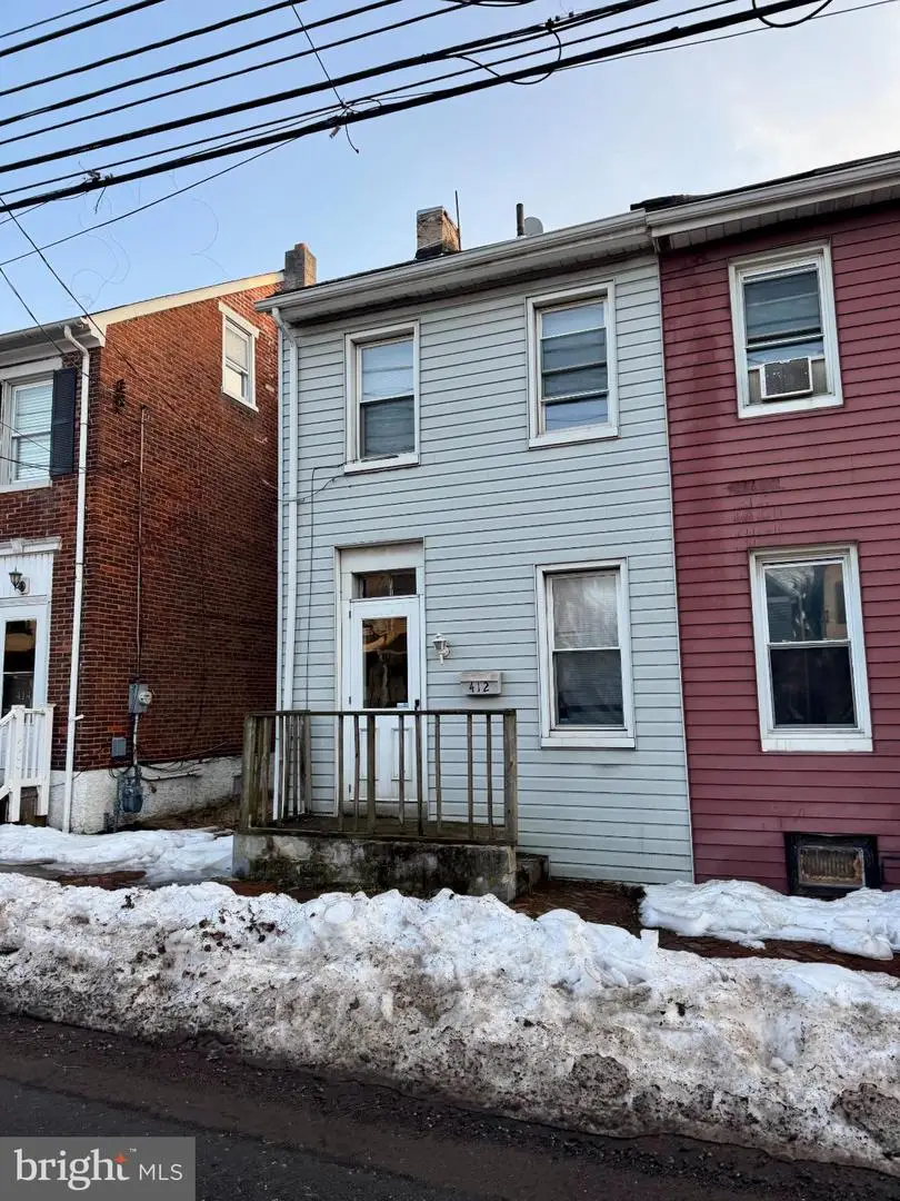 412 Beech St, Pottstown, PA 19464 - #2