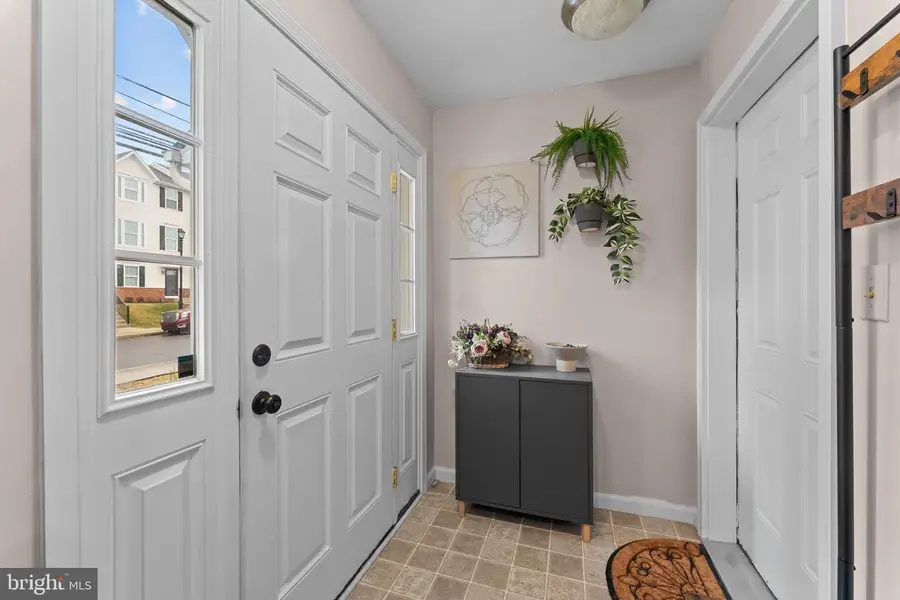 20 N School Ln, Souderton, PA 18964 - #2