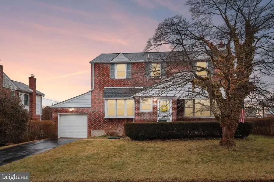 911 Cooke Ln #, Norristown, PA 19401 - #2