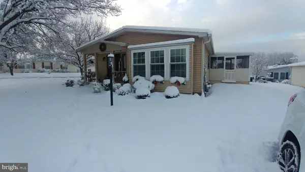 11 Oakplace Ct W, HARLEYSVILLE, PA 19438