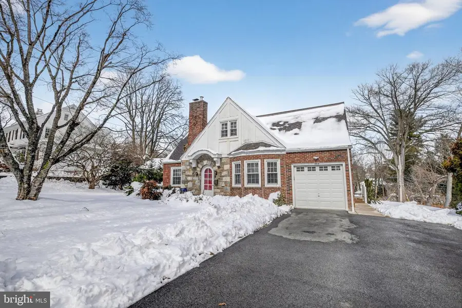 323 W Waverly Rd, Glenside, PA 19038 - #3