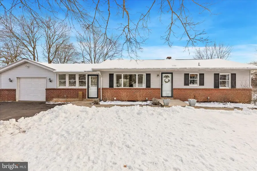 360 Maple Ave, Collegeville, PA 19426 - #2