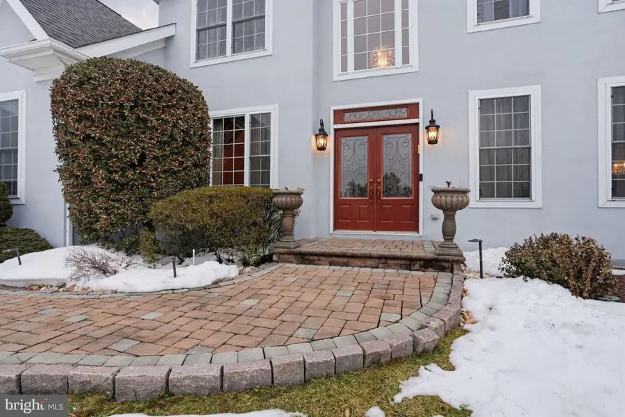 3749 Sipler Ln, Huntingdon Valley, PA 19006 - #3