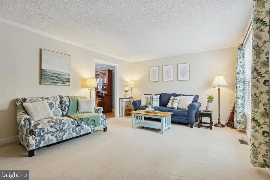 3083 Main St, Green Lane, PA 18054 - #3