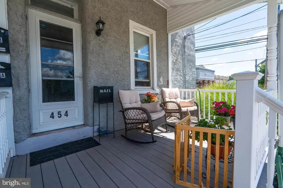 454 Seminary St, Pennsburg, PA 18073 - #2