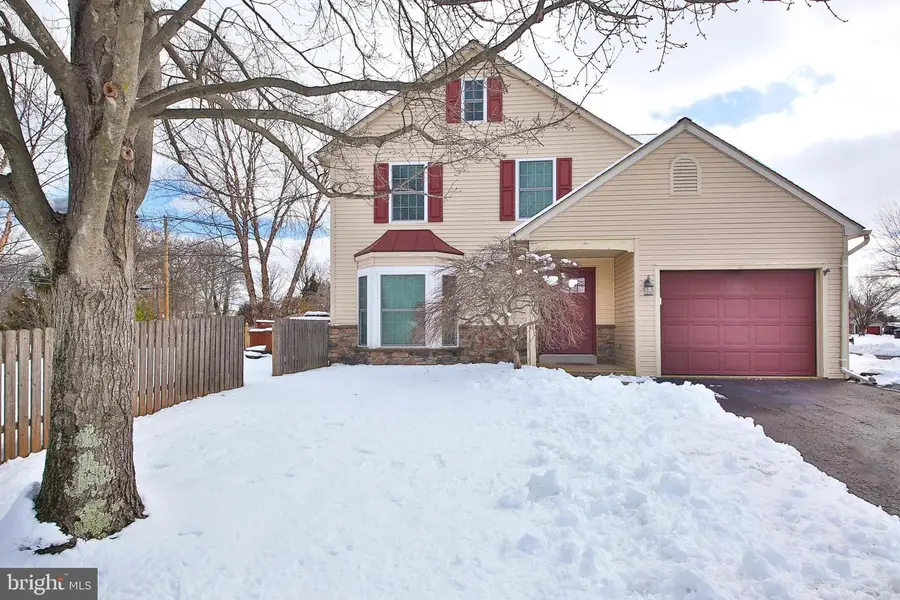 120 Packham Ct, Telford, PA 18969 - #2