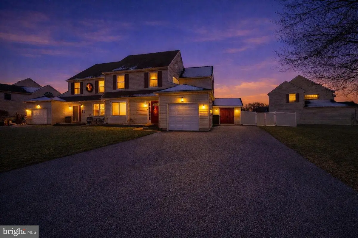 2331 Cambridge Cir, Hatfield, PA 19440 - #1