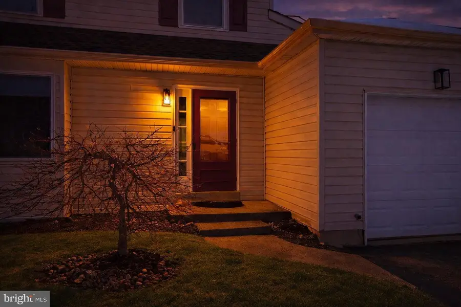 2331 Cambridge Cir, Hatfield, PA 19440 - #3