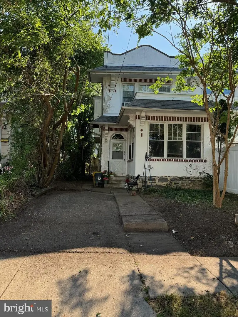 142 Arnold Rd, Ardmore, PA 19003 - #1