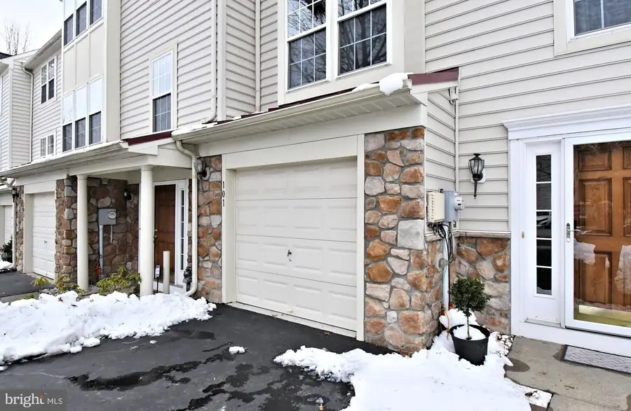 101 Devon Court, North Wales, PA 19454 - #2