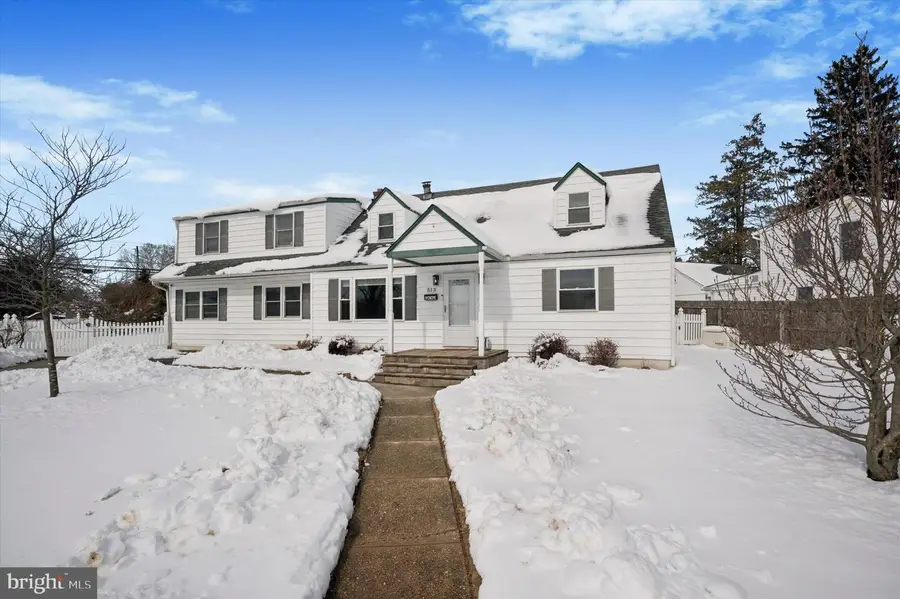 513 Stewart Rd, Hatboro, PA 19040 - #2