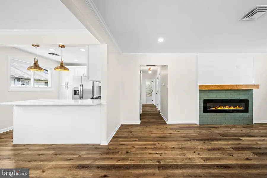 836 Jenkintown Rd, Elkins Park, PA 19027 - #3