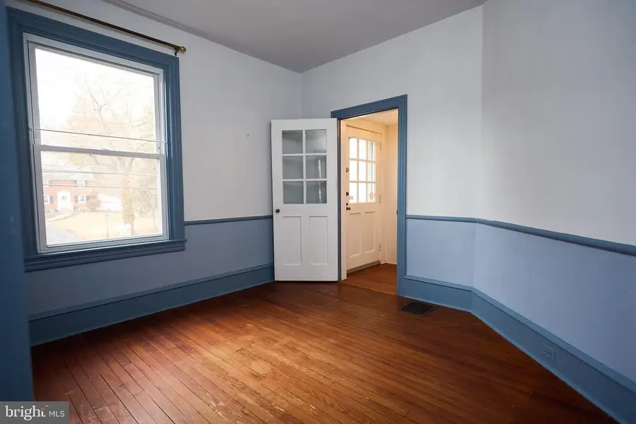 2515 Walton Rd, Huntingdon Valley, PA 19006 - #2