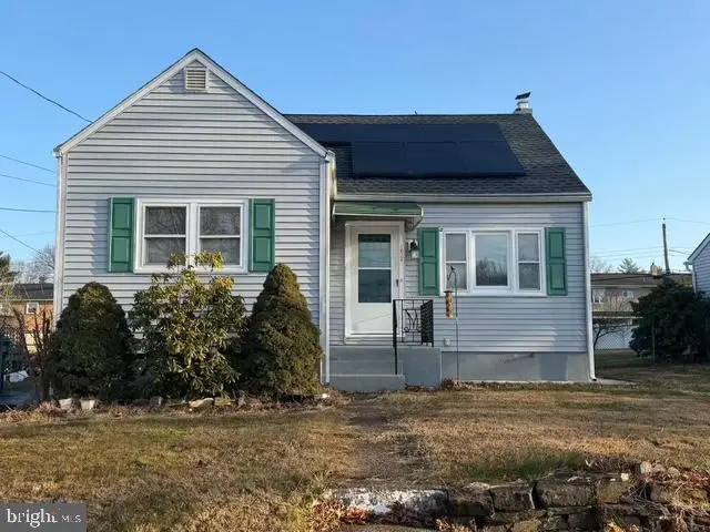 1309 Lakeview Dr, Lansdale, PA 19446 - #2