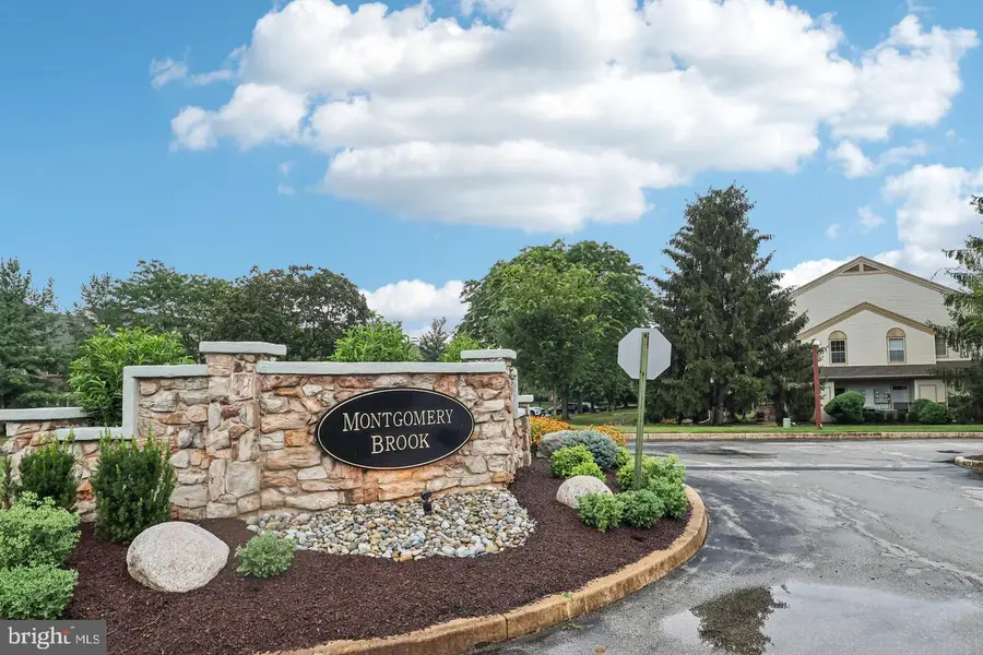 1203 Foxmeadow Dr #condo 1203, Royersford, PA 19468 - #2