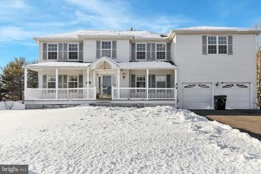 111 Clayton Ct, North Wales, PA 19454 - #2