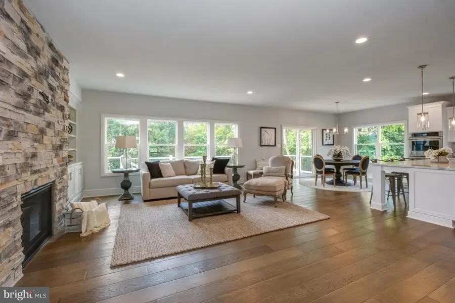 355 Bronson Cir, Collegeville, PA 19426 - #3