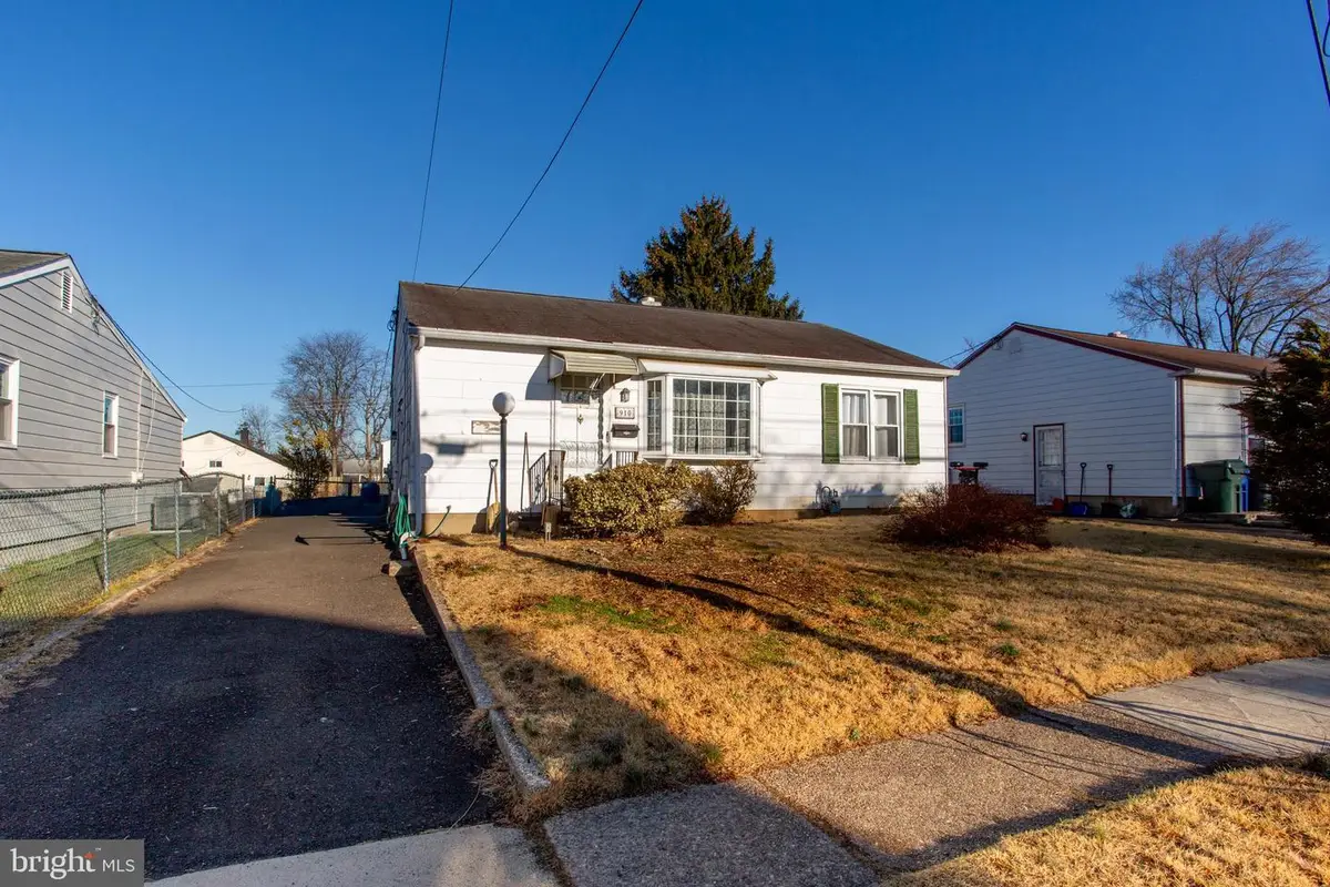 910 Garfield Ave, Glenside, PA 19038 - #1