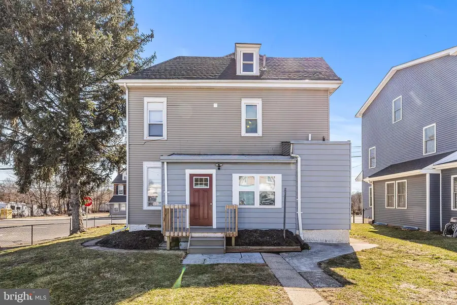 1001 W High St, Pottstown, PA 19464 - #3