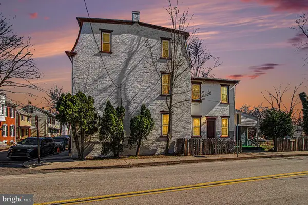 2 Walnut St, POTTSTOWN, PA 19464