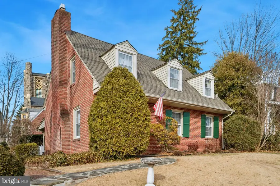 201 Barrie Rd, Narberth, PA 19072 - #2