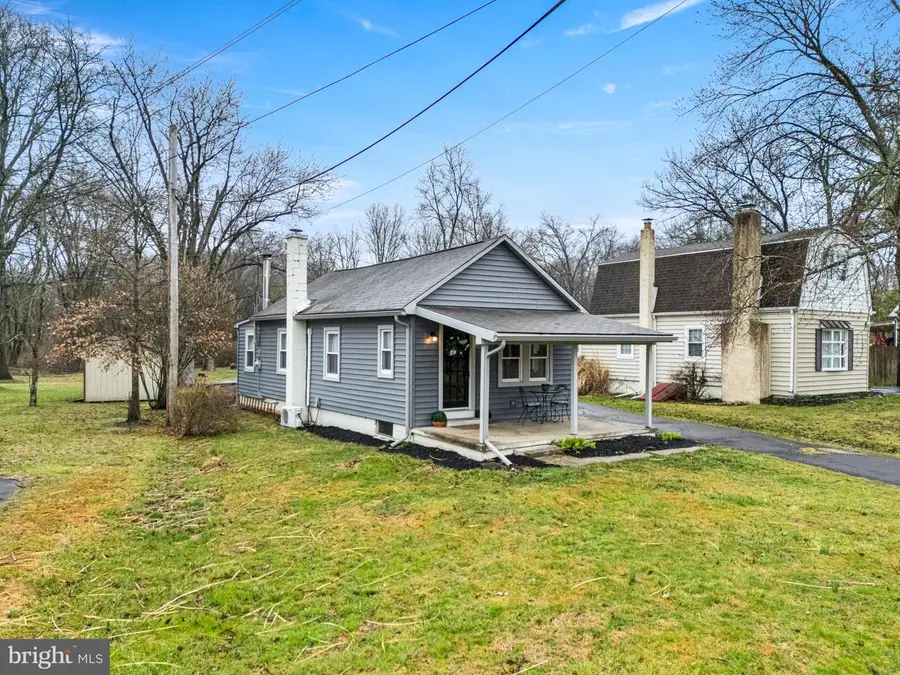 3319 Salford Station Rd, Perkiomenville, PA 18074 - #3