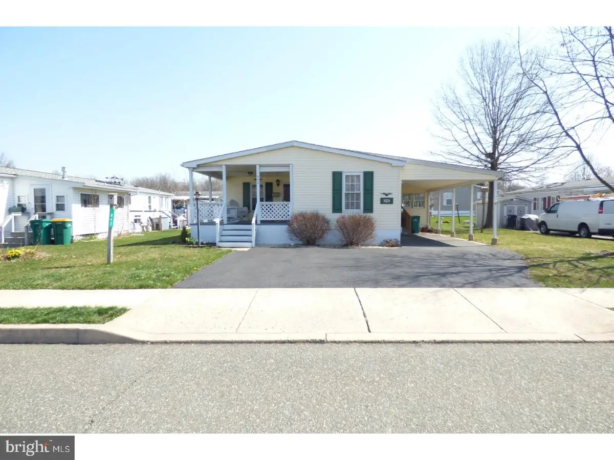 642 Butternut Ct, Red Hill, PA 18076 - #1