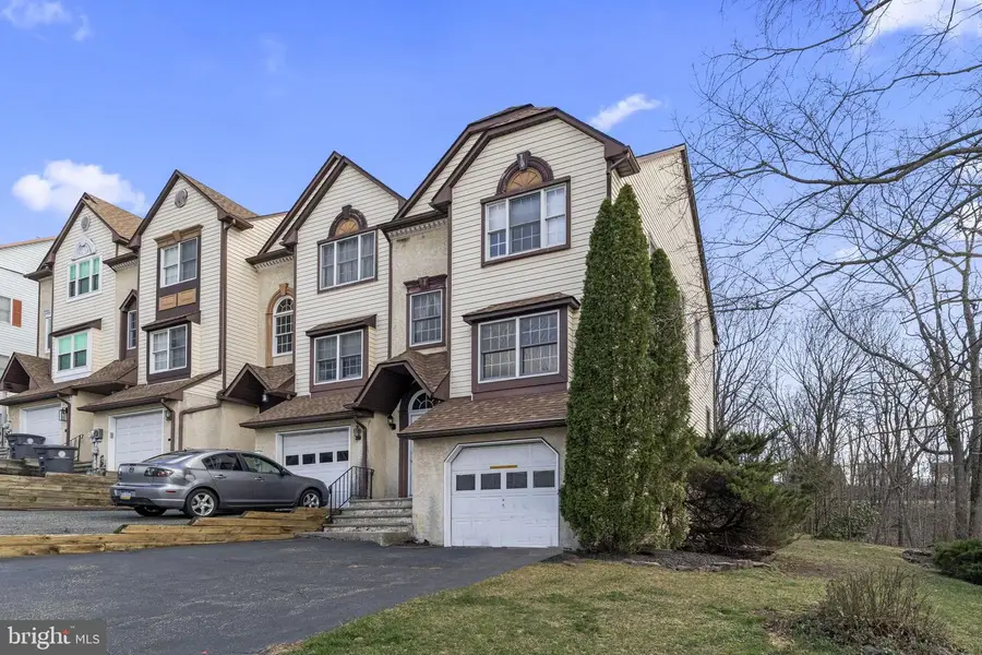 510 Upland St, Pottstown, PA 19464 - #2