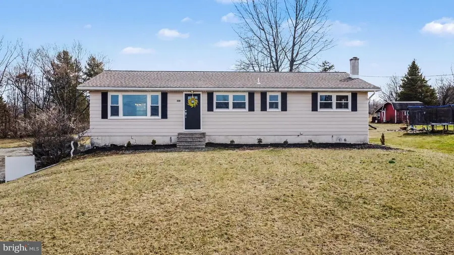 2430 New Hanover Square Rd, Gilbertsville, PA 19525 - #2