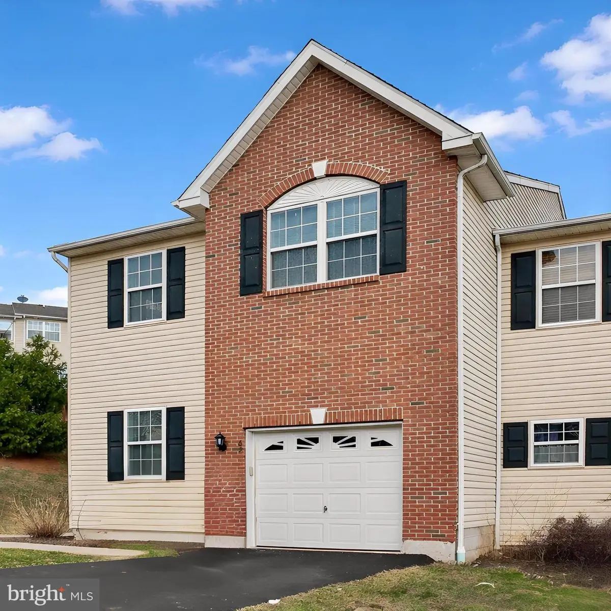 62 Green View Dr, Pottstown, PA 19464 - #1