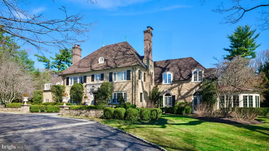 1241 Ridgewood Rd, Bryn Mawr, PA 19010 - #2