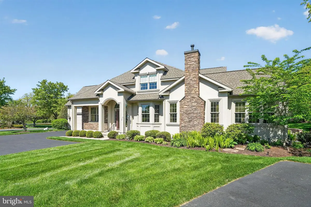 285 Country Club Dr, Telford, PA 18969 - #1