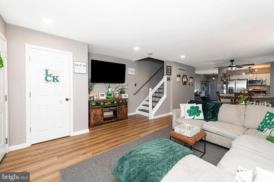 527 May St, Pottstown, PA 19464 - #3