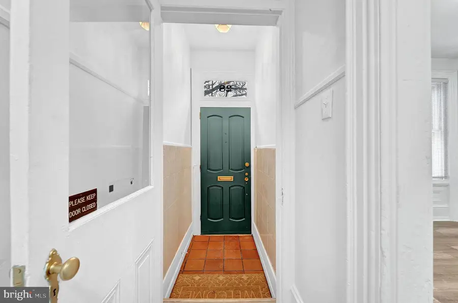 28 W Airy St, Norristown, PA 19401 - #3