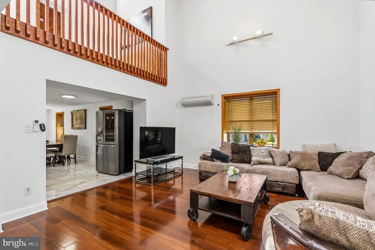 216 Columbia Ave, Horsham, PA 19044 - #1