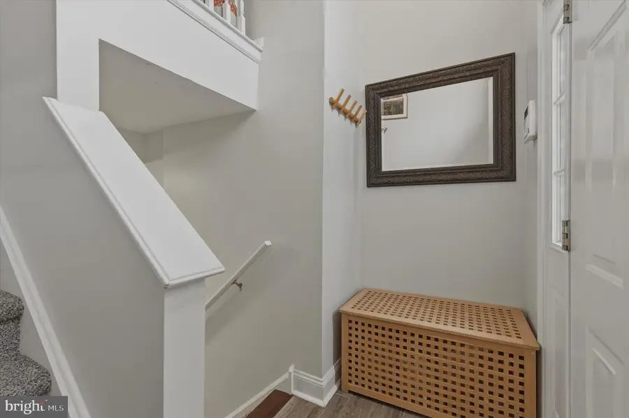 102 Campbell Dr, Conshohocken, PA 19428 - #3