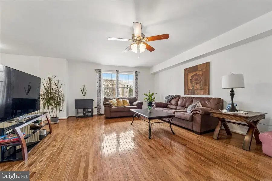 34 Graymont Cir, Collegeville, PA 19426 - #2