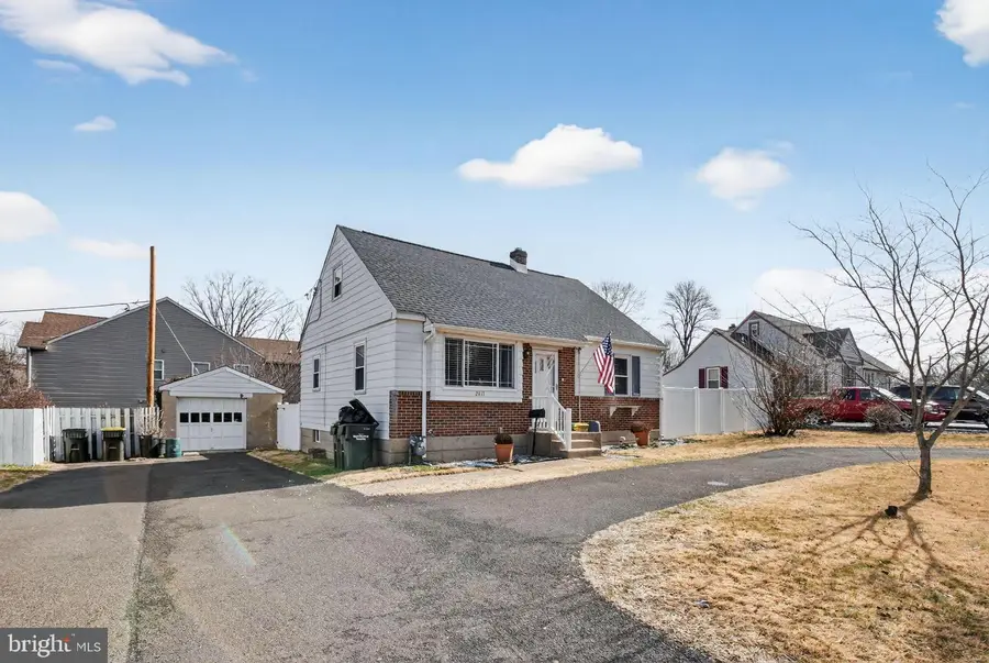 2411 Horsham Rd, Hatboro, PA 19040 - #3