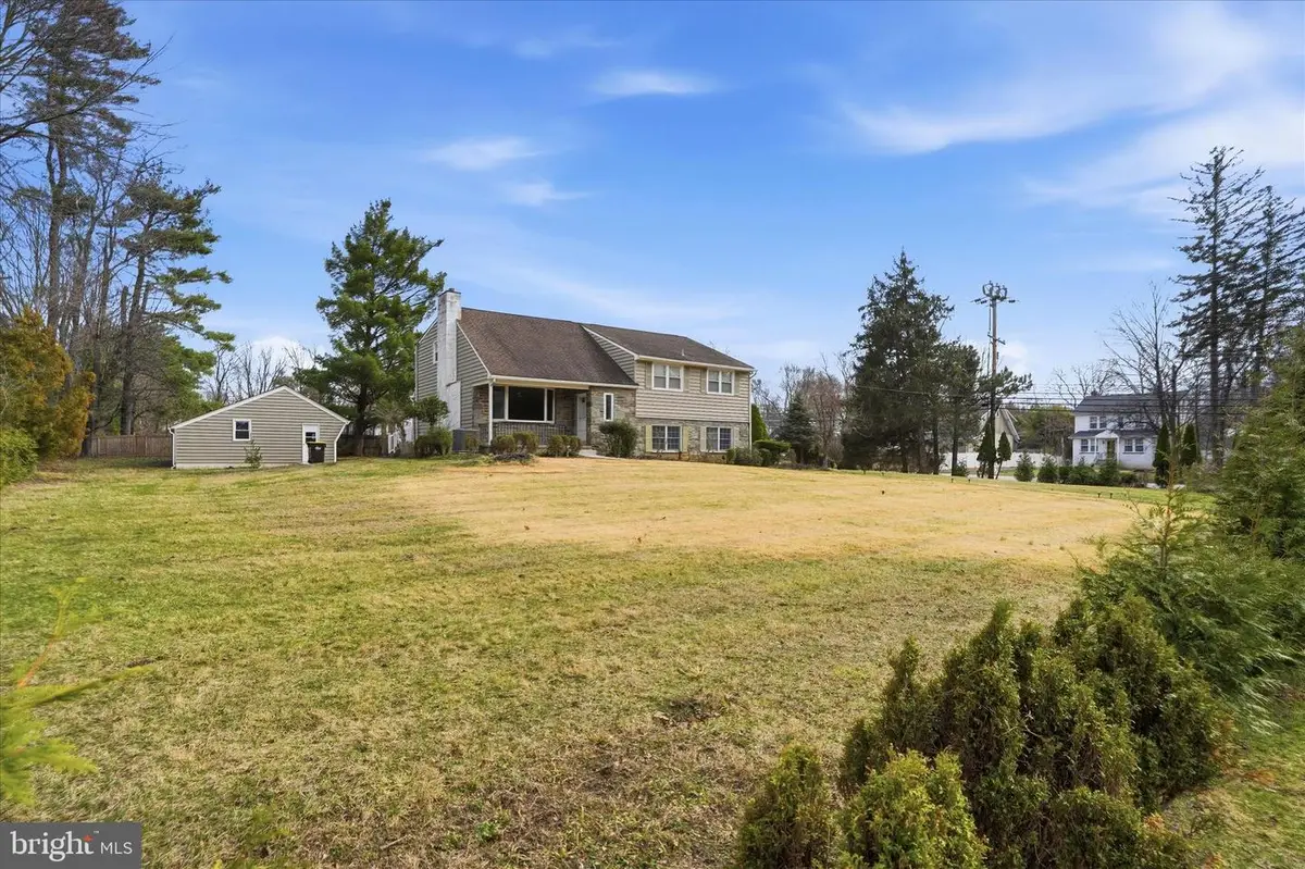 898 Crestline Dr, Blue Bell, PA 19422 - #1