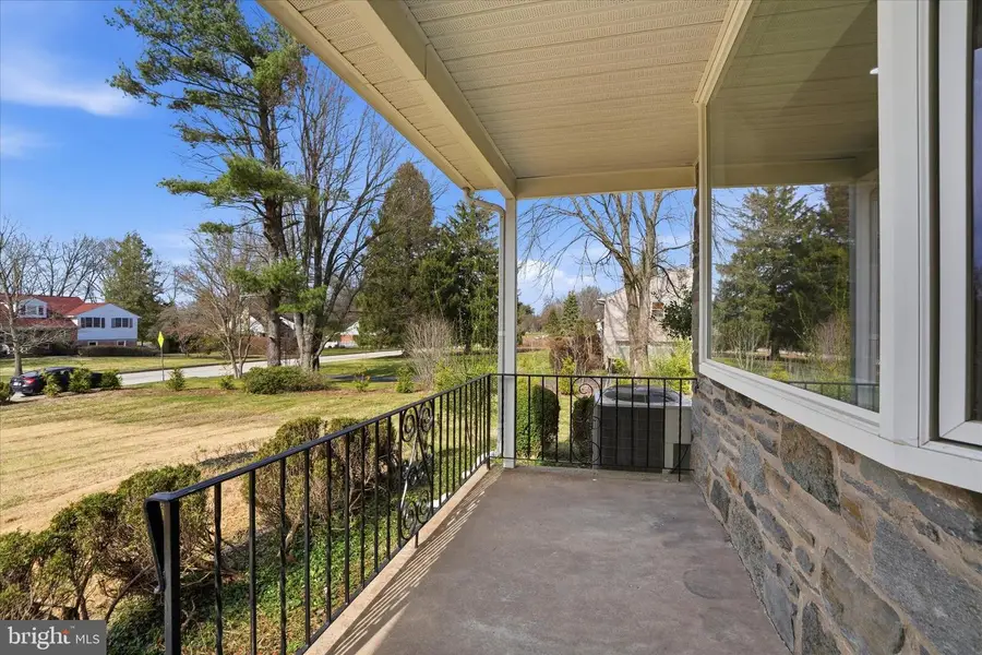 898 Crestline Dr, Blue Bell, PA 19422 - #3