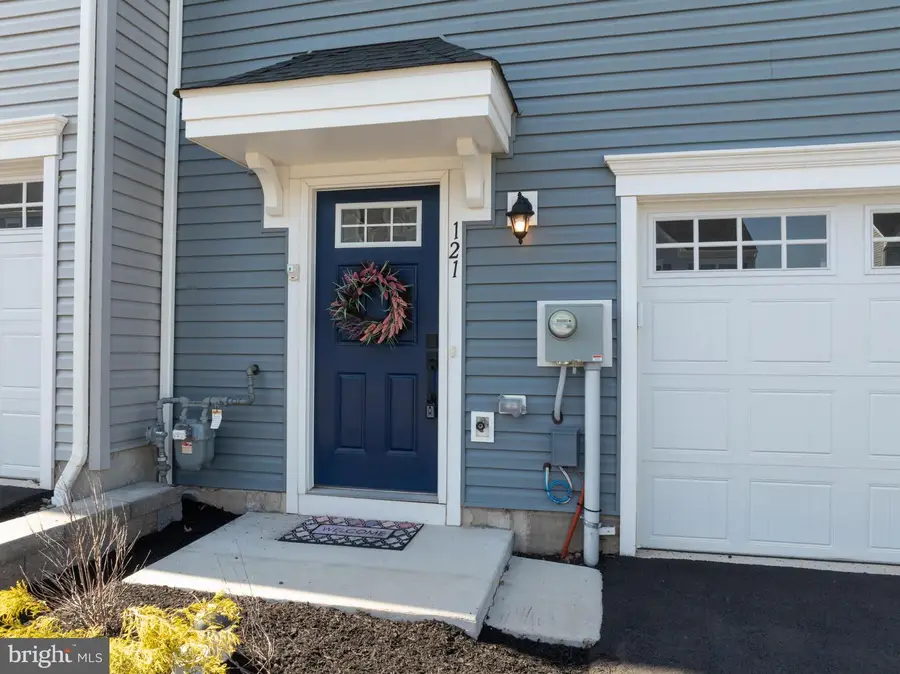 121 Chase Ln, Gilbertsville, PA 19525 - #2