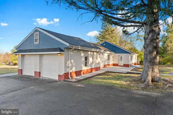 2126 Needhammer Rd, POTTSTOWN, PA 19464